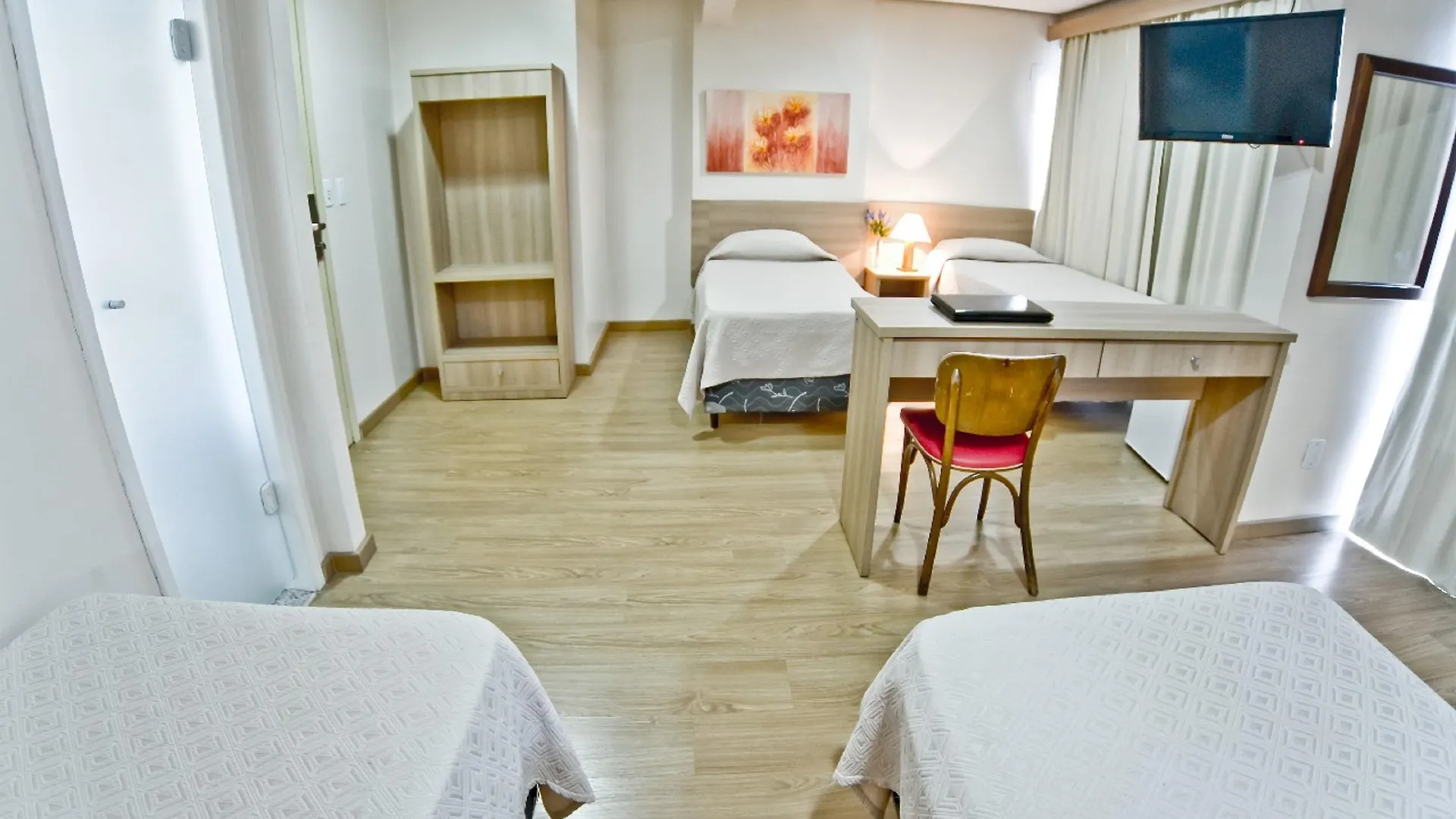 Hotel Dan Inn Express Porto Alegre By Nacional Inn - Proximo Ao Complexo Hospitalar Santa Casa E Ufrgs 3*,  Brazil