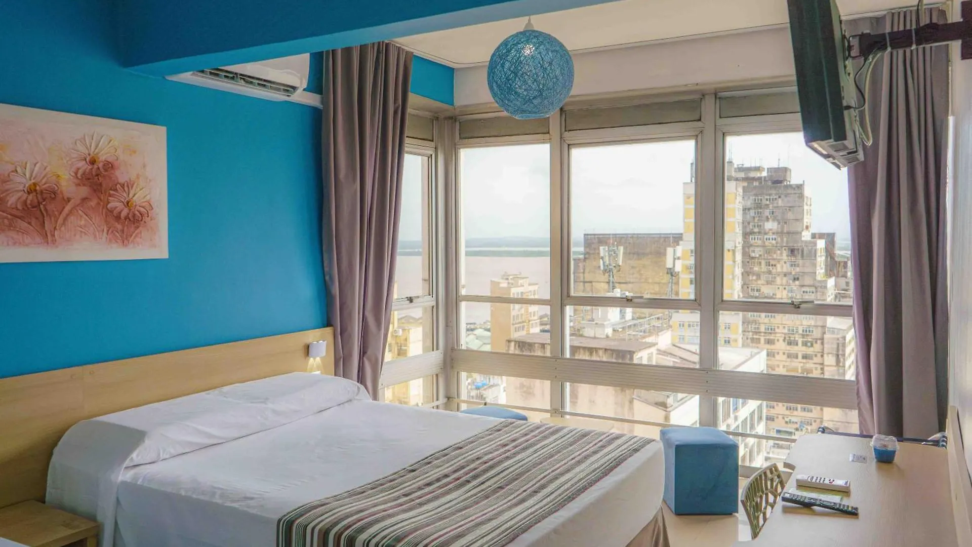 Hotel Dan Inn Express Porto Alegre By Nacional Inn - Proximo Ao Complexo Hospitalar Santa Casa E Ufrgs