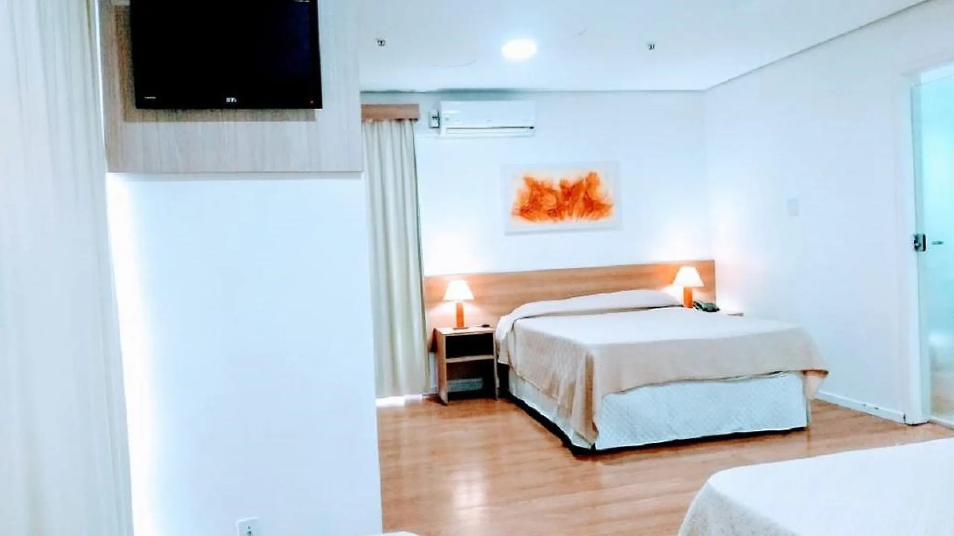 Hotel Dan Inn Express Porto Alegre By Nacional Inn - Proximo Ao Complexo Hospitalar Santa Casa E Ufrgs